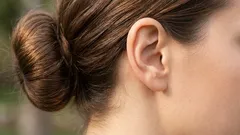 A cosa serve il cerume e come pulire correttamente le orecchie?