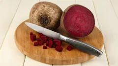 Qual è il modo migliore per cuocere le barbabietole e preservarne i nutrienti?