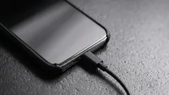 Come ricaricare il telefono per far durare la batteria per anni grazie a un’unica regola fondamentale